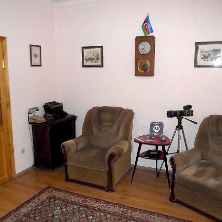 Guest House Calipso Baky Esterno foto