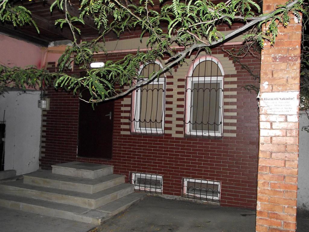 Guest House Calipso Baky Esterno foto