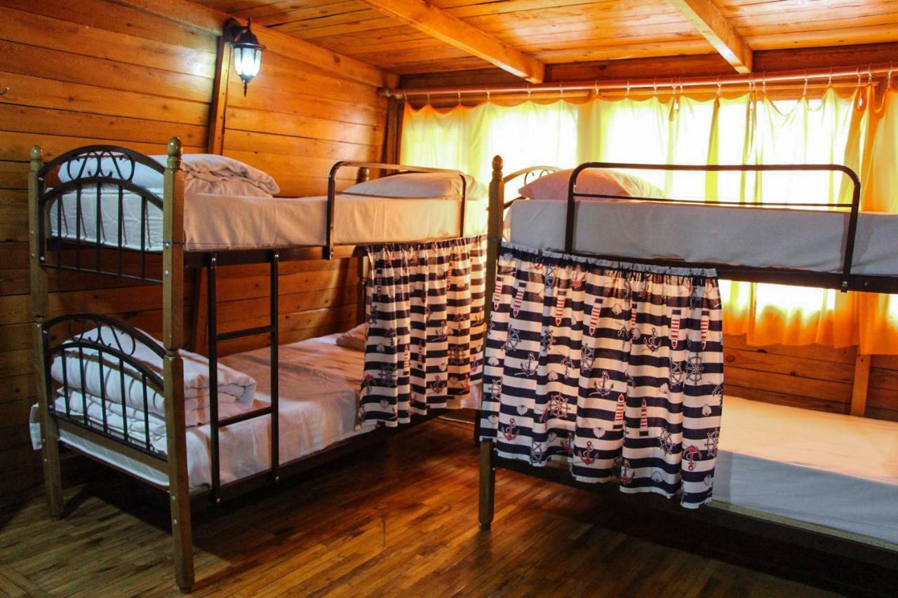 Guest House Calipso Baky Esterno foto